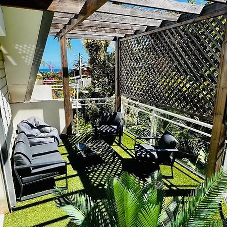 Apartamento Appart. avec grande terrasse vue océan Saint-Gilles-les-Bains Exterior foto