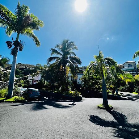 Apartamento Appart. avec grande terrasse vue océan Saint-Gilles-les-Bains Exterior foto