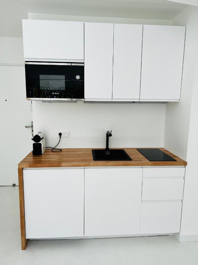 Apartamento Appart. avec grande terrasse vue océan Saint-Gilles-les-Bains Exterior foto
