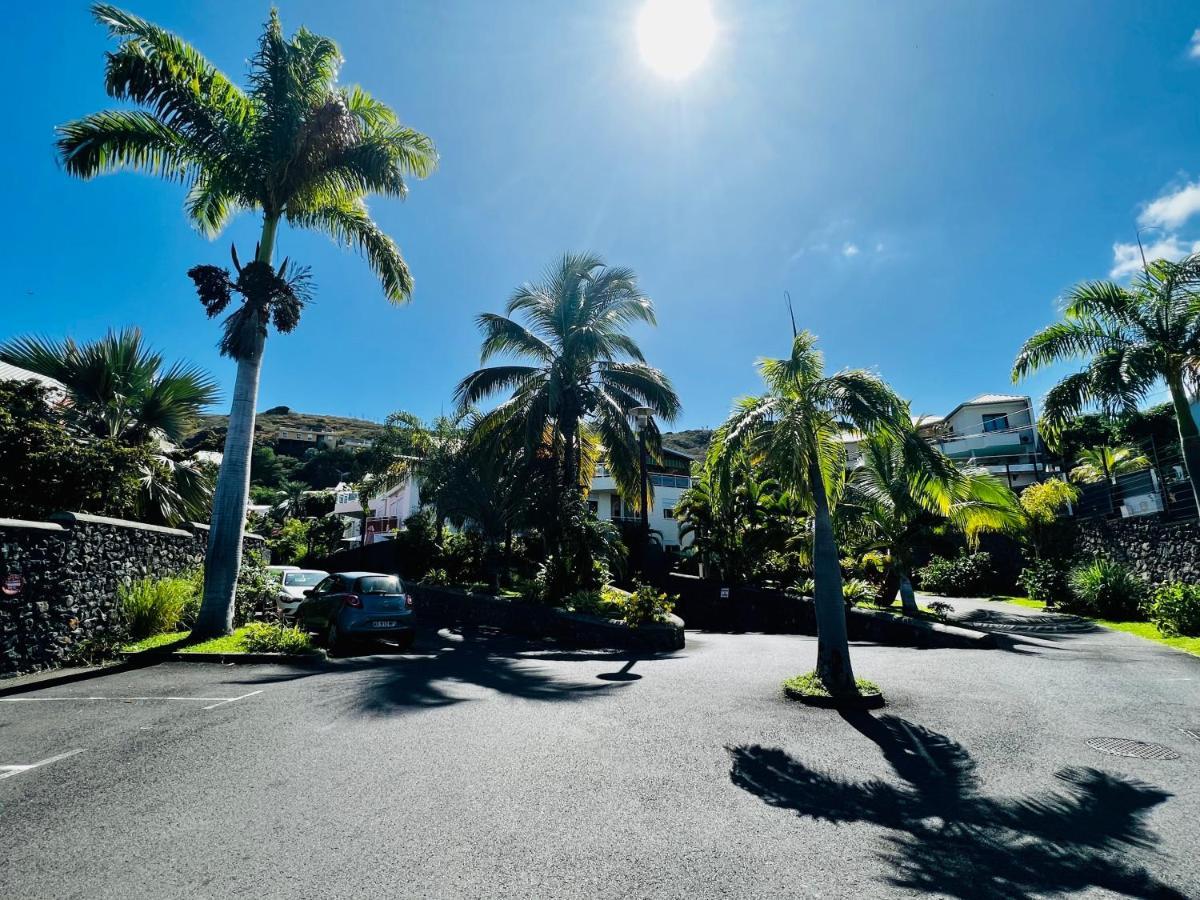 Apartamento Appart. avec grande terrasse vue océan Saint-Gilles-les-Bains Exterior foto