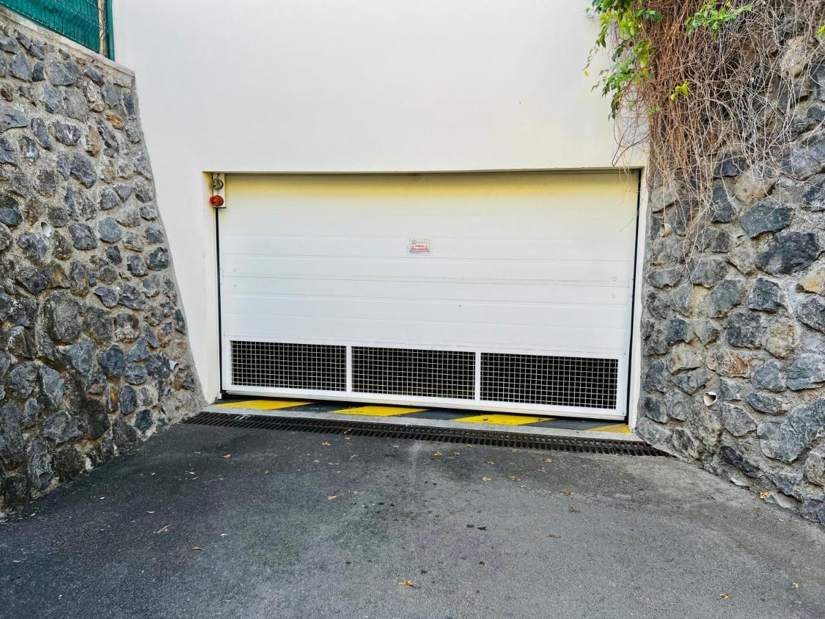 Apartamento Appart. avec grande terrasse vue océan Saint-Gilles-les-Bains Exterior foto
