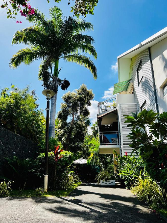 Apartamento Appart. avec grande terrasse vue océan Saint-Gilles-les-Bains Exterior foto